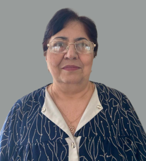 Педагогический работник Довлатова Лариса Адиловна